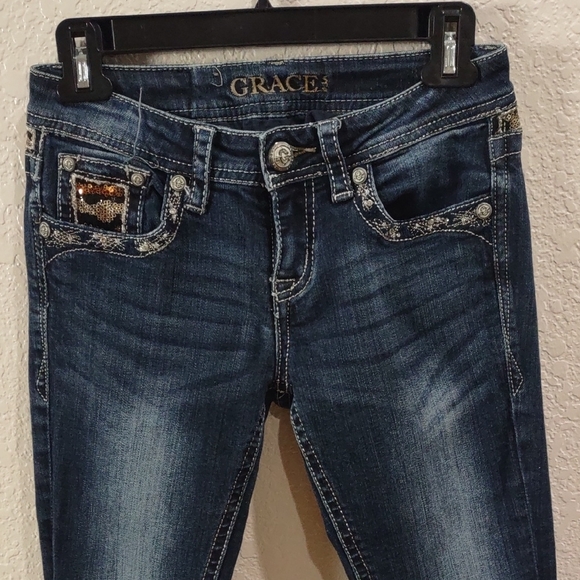 Grace Women's Blue Jeans - Picture 4 of 17